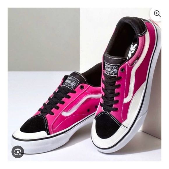 Vans Other - Vans Men’s TNT Advanced Prototype Skate Shoes. Black/Magenta/White. Size 9 US